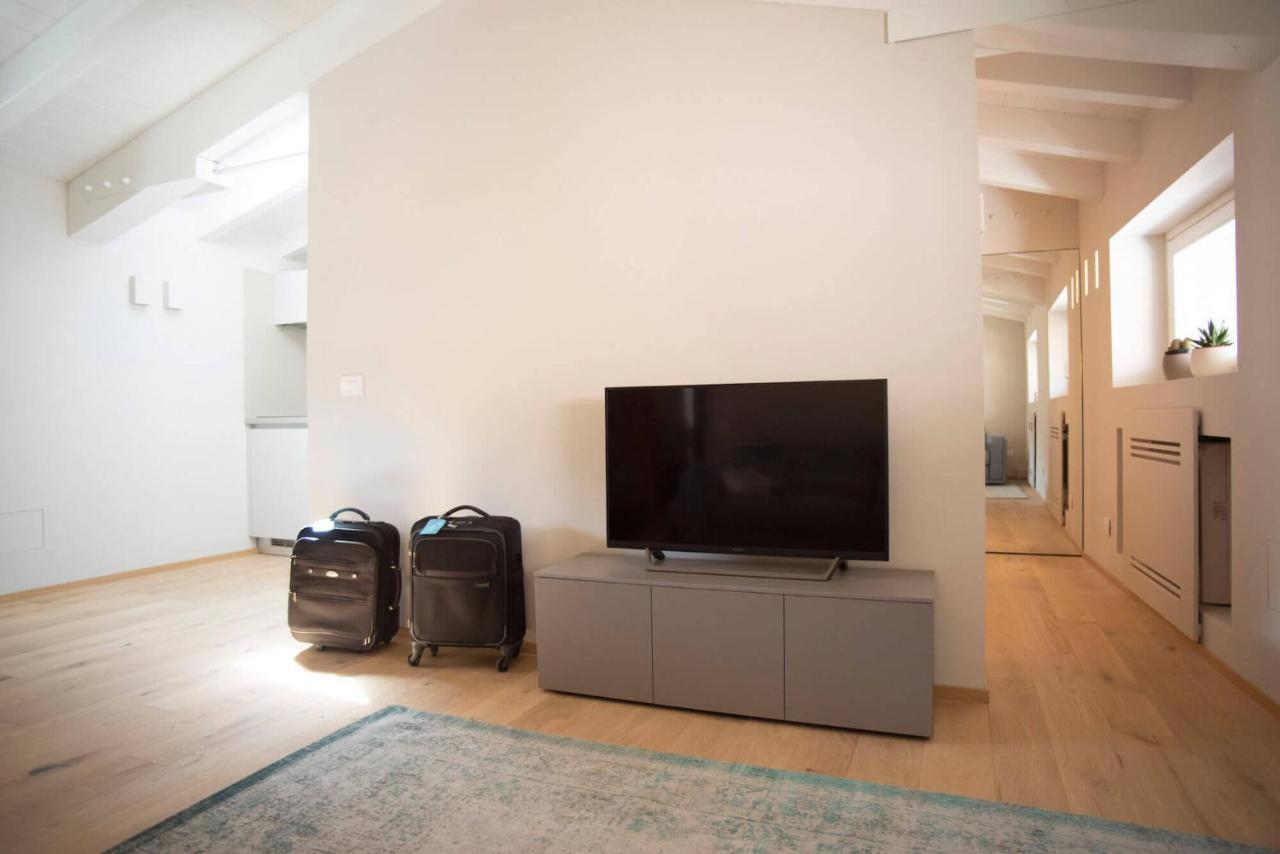 Time To Be - Luxury Apartments Centro Storico Peschiera del Garda Exterior foto